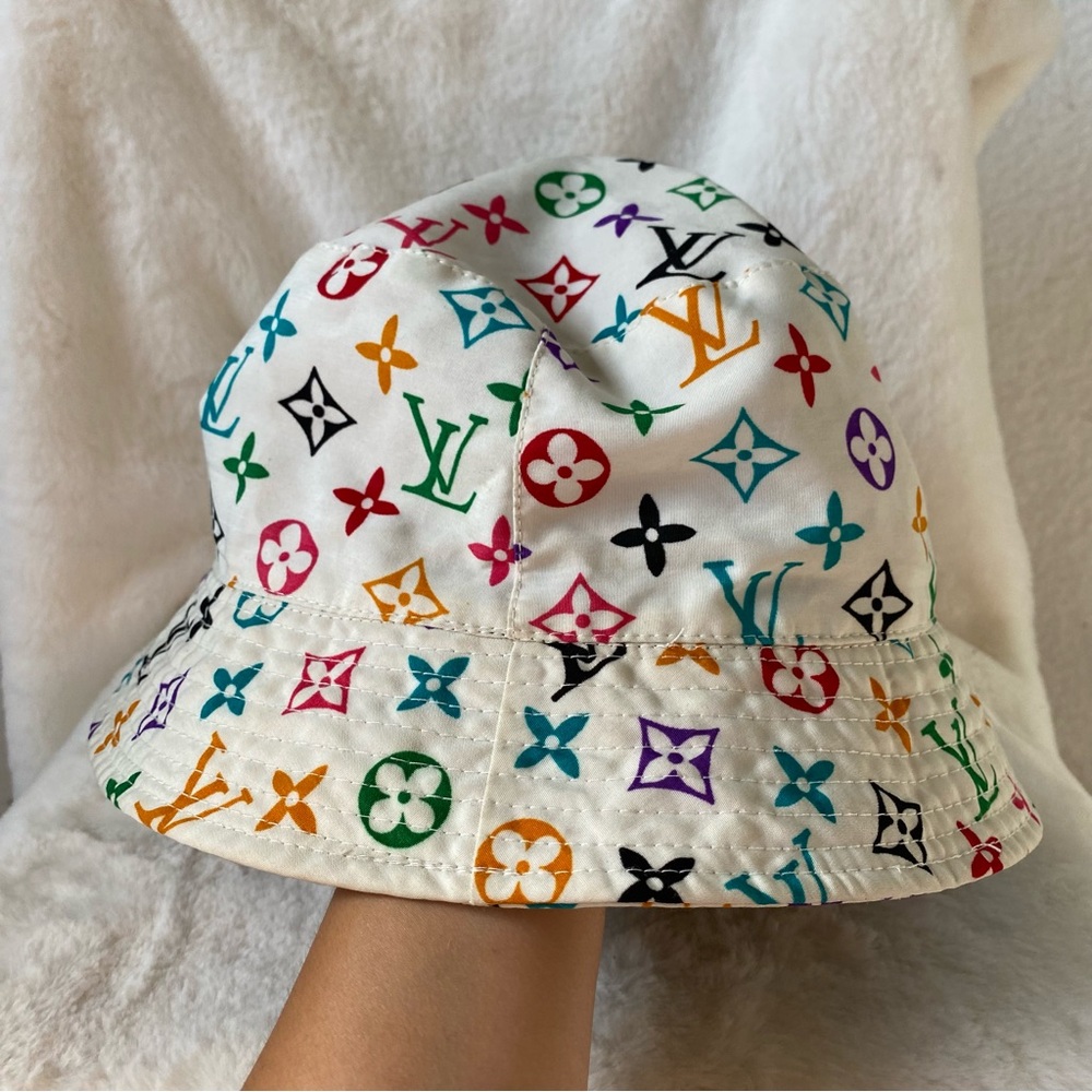 Louis Vuitton FAUX Monogram Bucket Hat - Picture 2 of 8